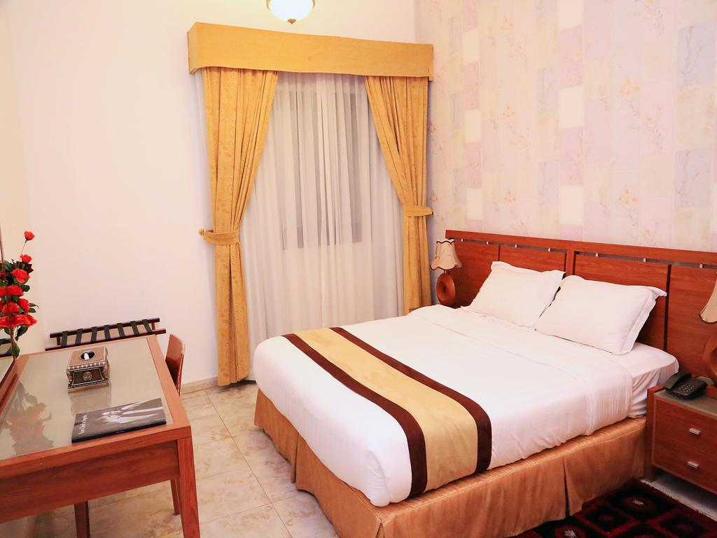 Arcadia Hotel Suites Sharjah Room photo
