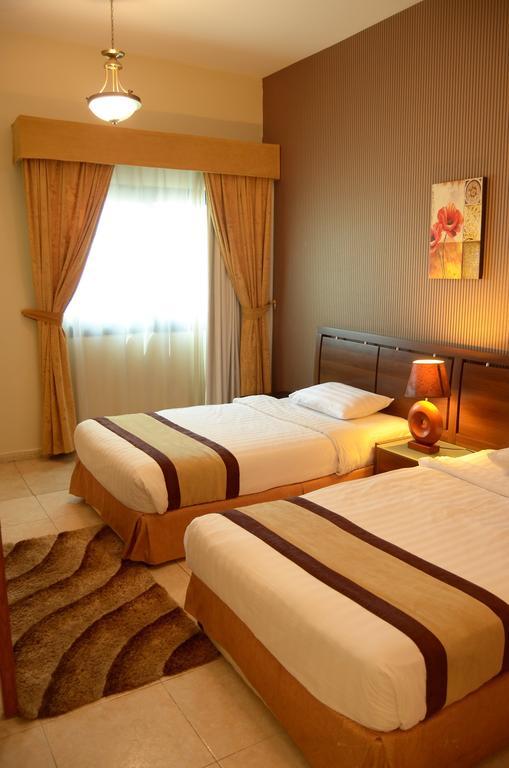 Arcadia Hotel Suites Sharjah Exterior photo